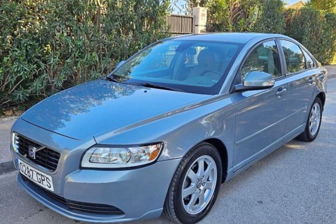 VOLVO S40 1.6 D DRIVe Momentum