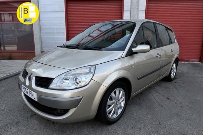 RENAULT SCENIC Privilege 7 plazas 2.0dCi EU4