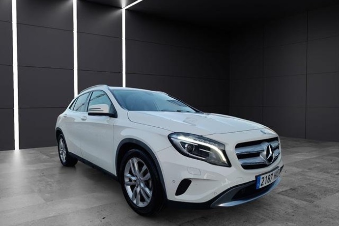 MERCEDES-BENZ GLA 200 CDI Style 100 kW (136 CV)