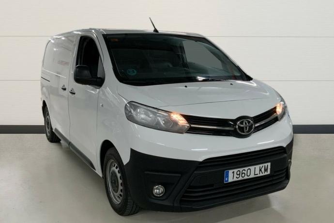 TOYOTA PROACE 1.5D 88KW MWB BUSINESS 120 4P