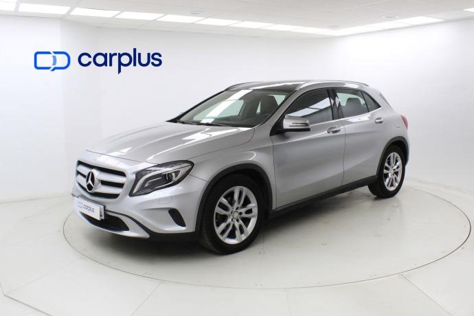 MERCEDES-BENZ GLA 200 D URBAN