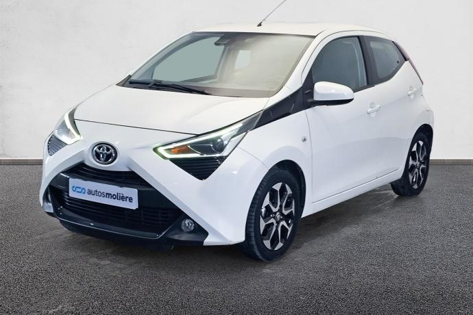 TOYOTA AYGO 1.0 70 x-play 53 kW (72 CV)