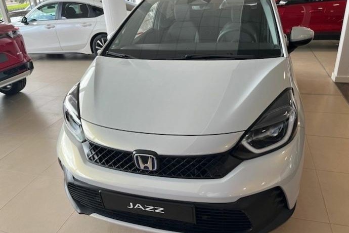 HONDA JAZZ 1.5 i-MMD ADVANCE