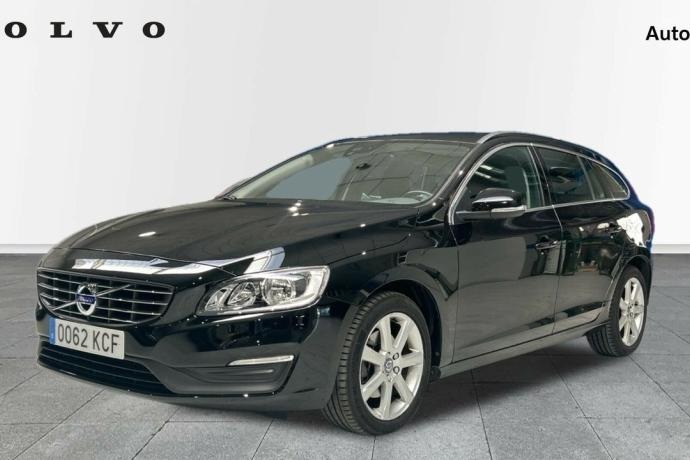 VOLVO V60 D3 Momentum Manual