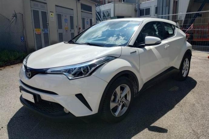 TOYOTA C-HR 1.8 125H Active