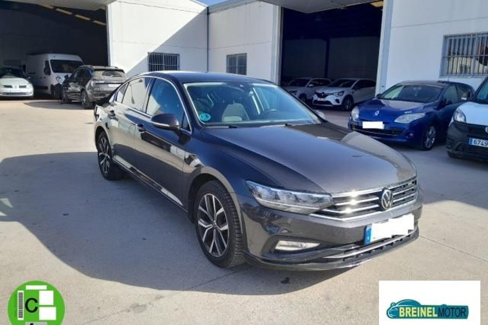 VOLKSWAGEN PASSAT Executive 2.0 TDI 110 kW (150 CV)