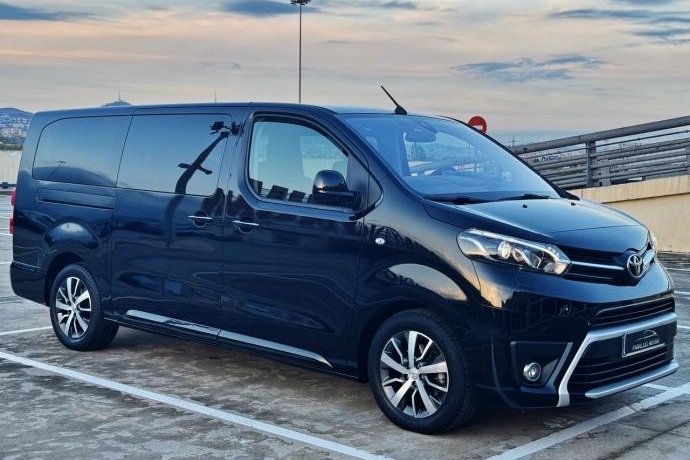 TOYOTA PROACE VERSO 2.0D 180cv FAMILY ADVANCE L2 AUTO con 8 PLAZAS, TECHO PANORÁMICO...