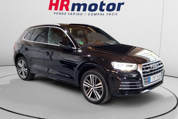 AUDI Q5 S line quattro