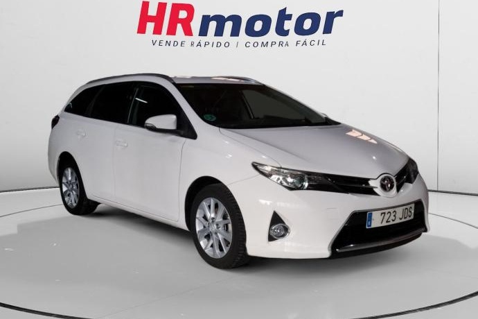 TOYOTA AURIS active