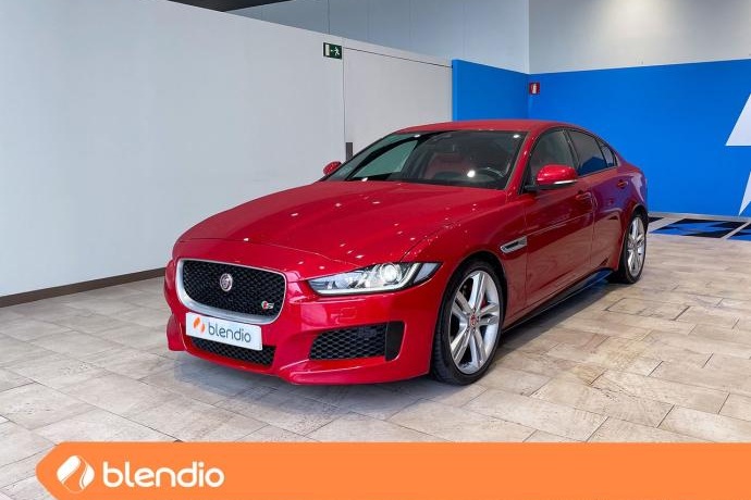 JAGUAR XE 3.0 V6 S