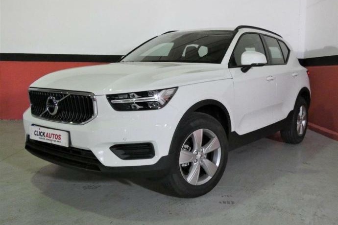 VOLVO XC40 1.5 163CV T3 Momentum Core auto