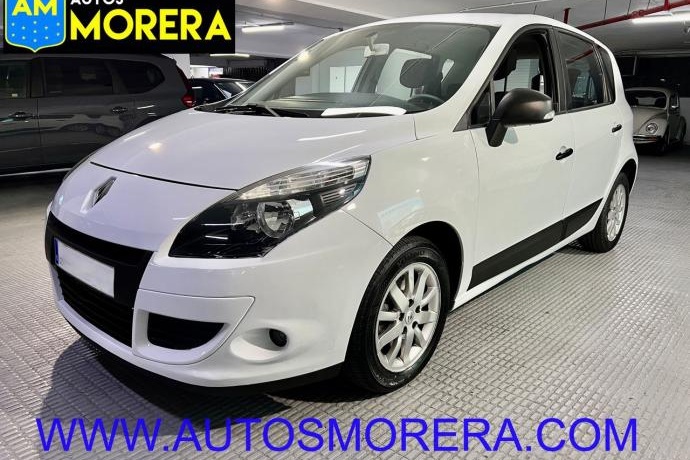 RENAULT SCENIC 1.6 Authentique 110cv. Impecable!!! A toda prueba.