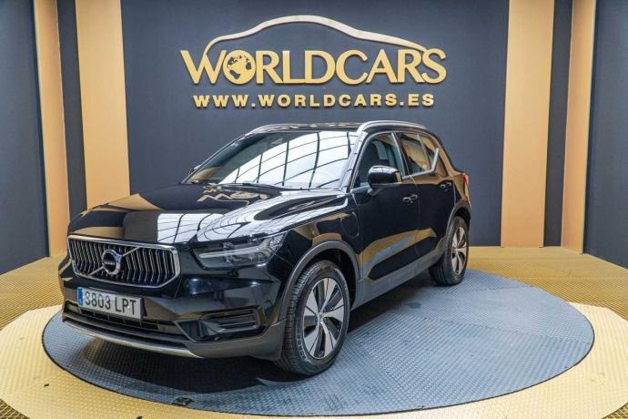 VOLVO XC40 1.5 T5 Twin Momentum Auto