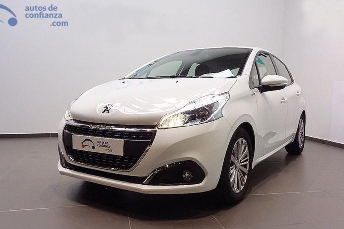 PEUGEOT 208 1.2 PURETECH SIGNATURE S&S