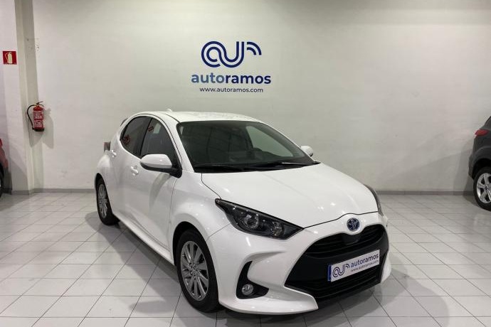 TOYOTA YARIS 1.5 VVT-I HEV ACTIVE TECH 116 5P