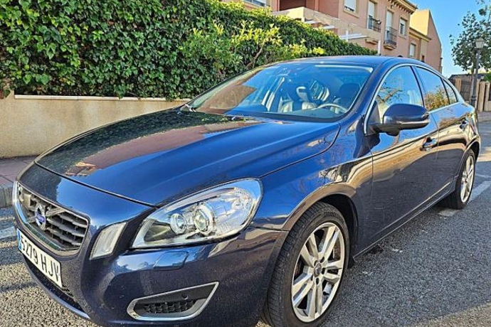 VOLVO S60 T5 Powershift Summum