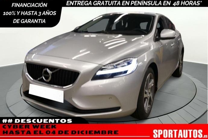 VOLVO V40 2.0 D2 ECO MOMENTUM