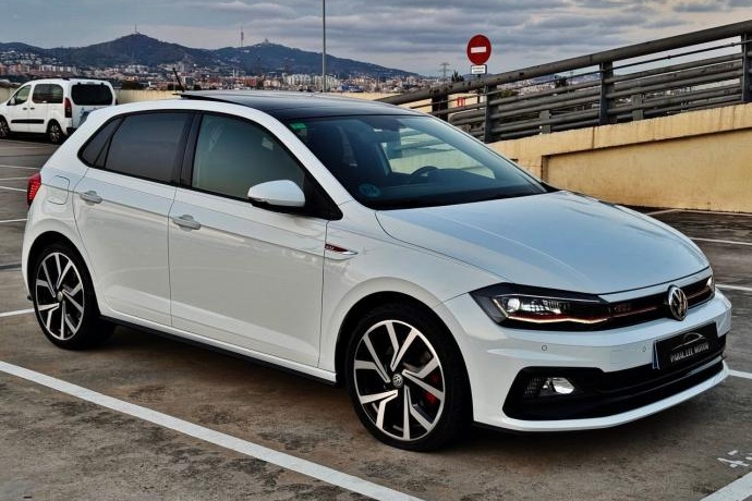 VOLKSWAGEN POLO GTI 2.0 TSI con TECHO PANORÁMICO, LLANTA 18"...