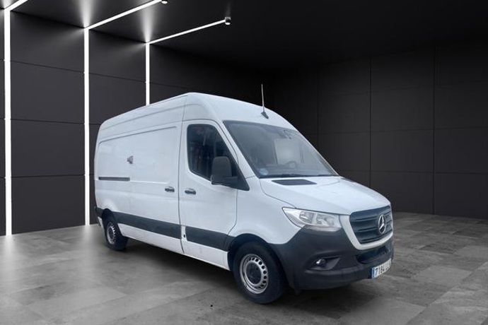 MERCEDES-BENZ SPRINTER Furgon 311 CDI Medio 3.5T Techo Alto 84 kW (114 CV)