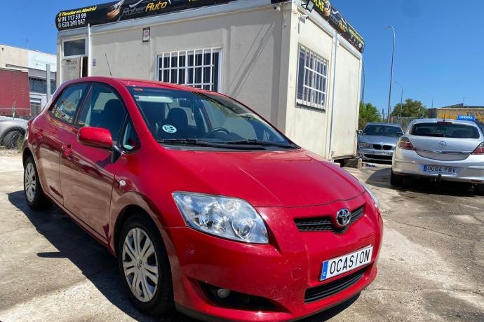 TOYOTA AURIS 2.0 d4d