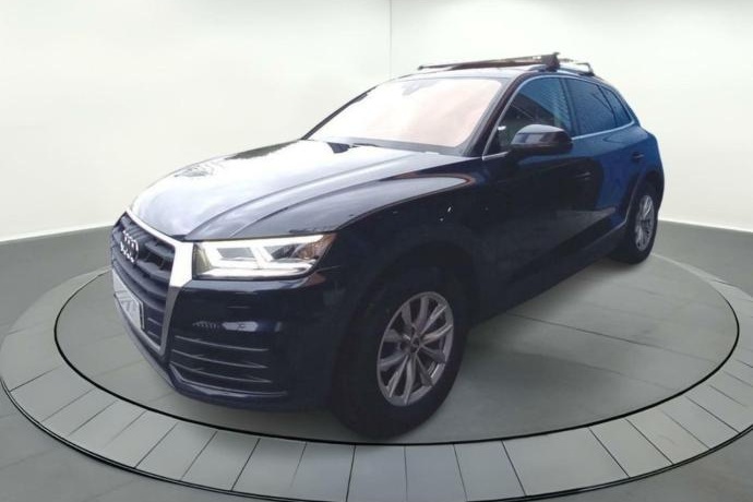 AUDI Q5 2.0 TDI