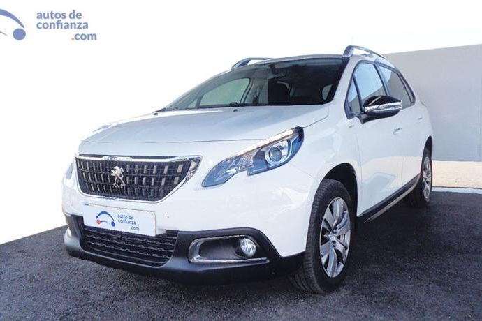 PEUGEOT 2008 1.2 PURETECH STYLE S&S EAT6