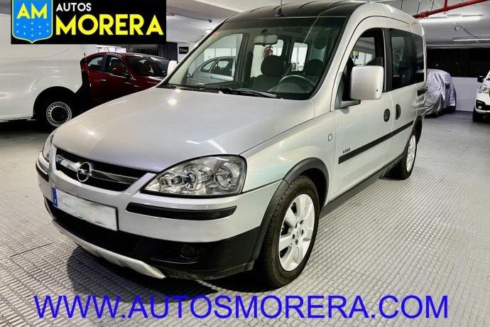 OPEL COMBO 1.7 CDTI 100CV. Solo 26000km !!! Unico dueño.