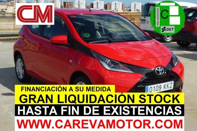 TOYOTA AYGO 1.0 70CV XPLAY AUT 5P