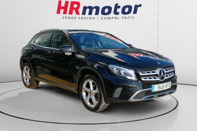 MERCEDES-BENZ GLA GLA 180