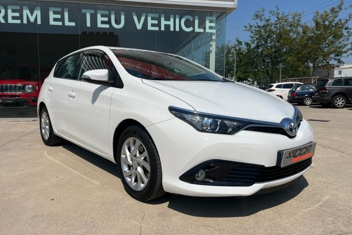 TOYOTA AURIS 1.8 Hybrid Active