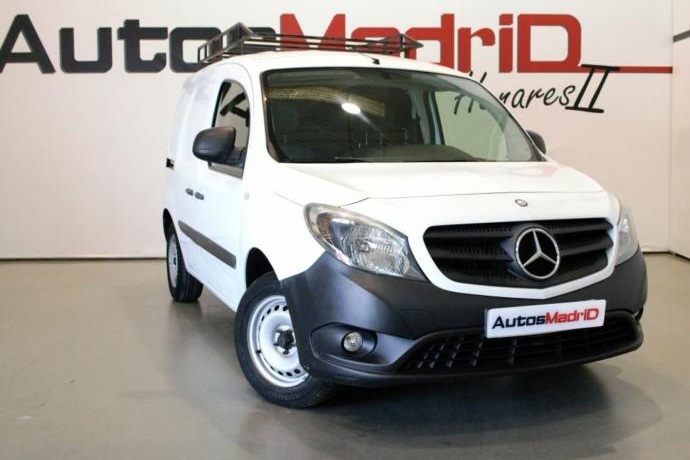 MERCEDES-BENZ CITAN 109 CDI Furgón Largo