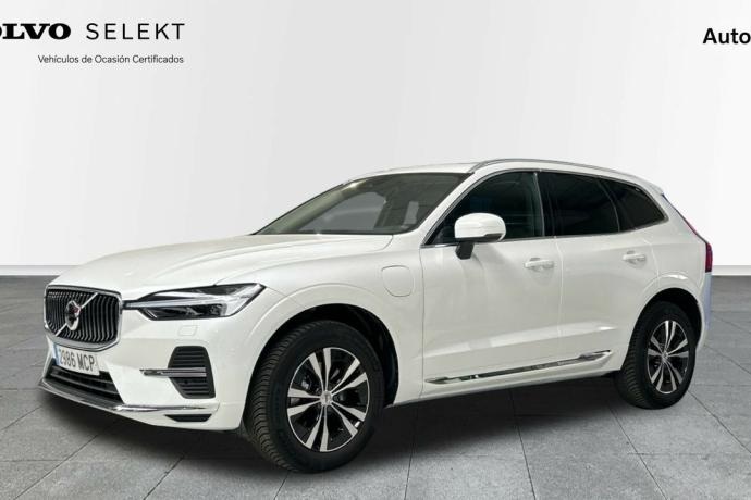 VOLVO XC60 2.0 T6 RECHARGE CORE AUTO 4WD 5P