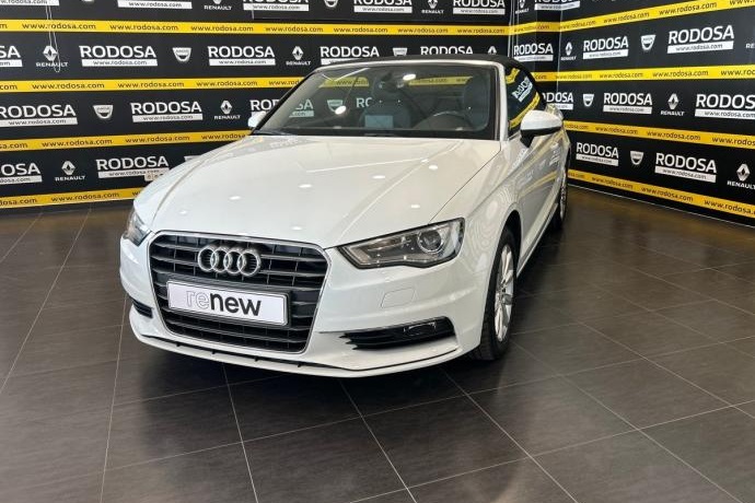 AUDI A3 Cabrio 1.6 TDI 110CV Attraction