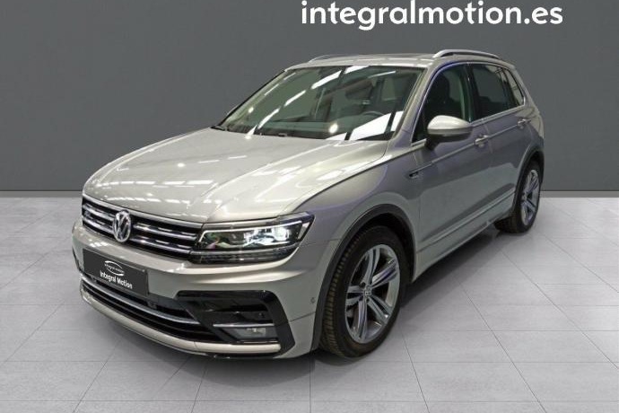 VOLKSWAGEN TIGUAN SUV 2.0 TDI 150 DSG7 Carat