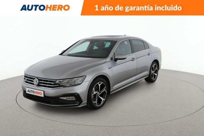 VOLKSWAGEN PASSAT 2.0 TSI R-Line