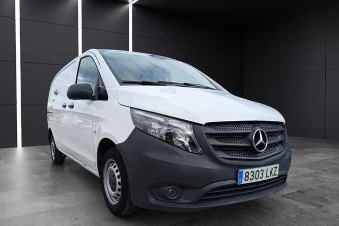 MERCEDES-BENZ VITO Furgon 110 CDI Base Compacta 75 kW (102 CV)