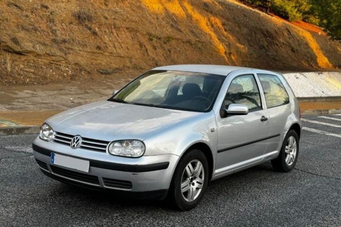 VOLKSWAGEN GOLF 1.4 16V FSI 5p. Trendline