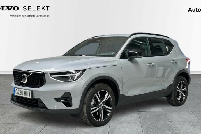 VOLVO XC40 2.0 B3 PLUS DARK AUTO 5P