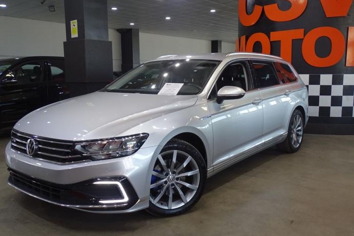 VOLKSWAGEN PASSAT Variant GTE 1.4 TSI e-Power 115kW + 85kW