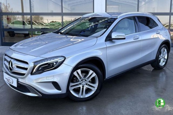 MERCEDES-BENZ GLA 200 CDi 2.2D 136cv Urban