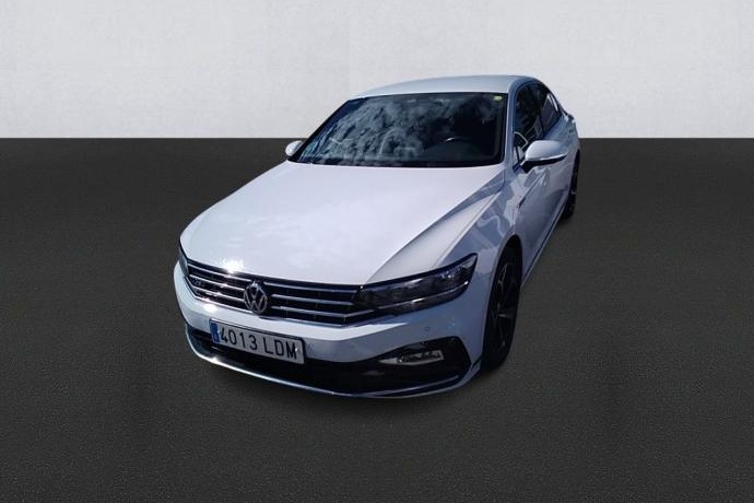 VOLKSWAGEN PASSAT R-Line 2.0 TDI 110kW (150CV)