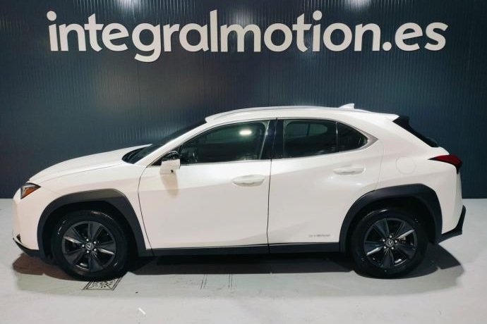 LEXUS UX 2.0 250h Business