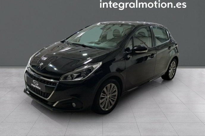 PEUGEOT 208 5P Signature 1.2L PureTech 60KW (82CV)