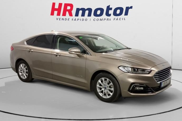 FORD MONDEO Hybrid Titanium