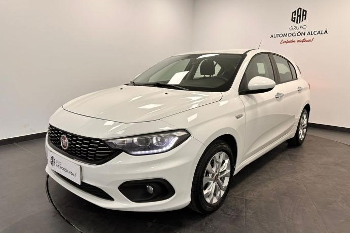 FIAT TIPO 1.4 16v Easy 95 CV gasolina 5p.