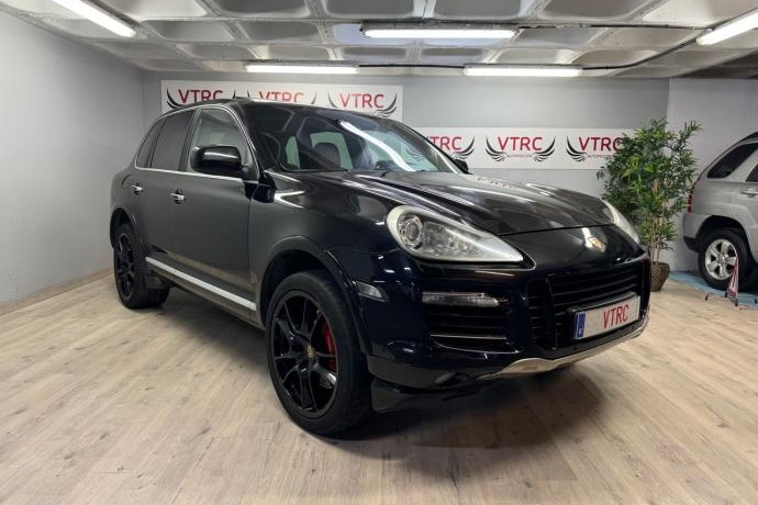 PORSCHE CAYENNE TURBO