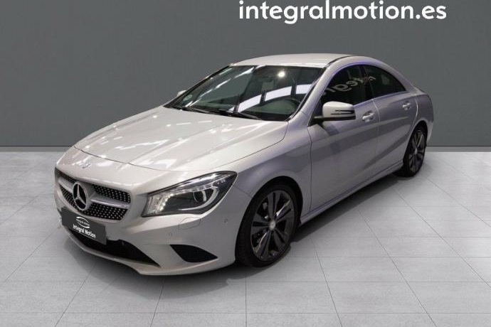 MERCEDES-BENZ CLA 220 CDI