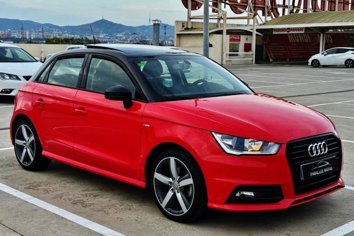 AUDI A1 1.4 TFSi "ADRENALIN" 125cv con TECHO, NAVEGADOR...