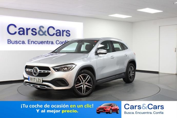 MERCEDES-BENZ GLA 180 7G-DCT