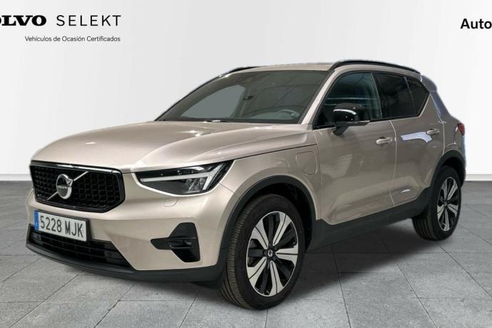 VOLVO XC40 1.5 T4 PHEV RECHARGE ULTIMATE DARK DCT 5P